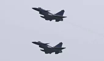 Ιράν: Στρέφεται στην Κίνα - Αγορές δεκάδων μαχητικών J-10C για να αντιμετωπίσει το Ισραήλ
