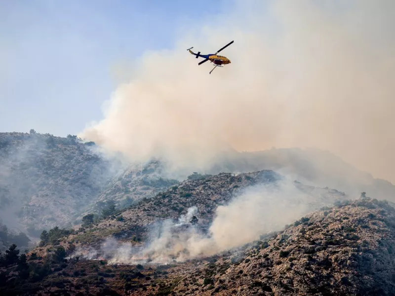 Μουτζούρης για την φωτιά στη Χίο: Καθοριστική η βοήθεια των εθελοντών